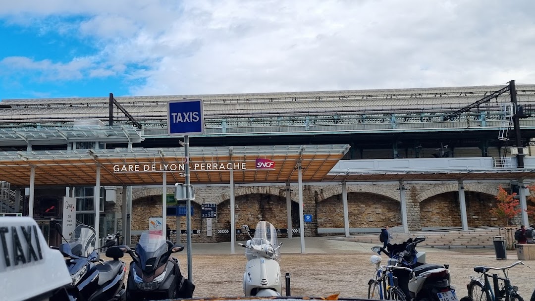 Taxi Lyon Perrache et Part Dieu